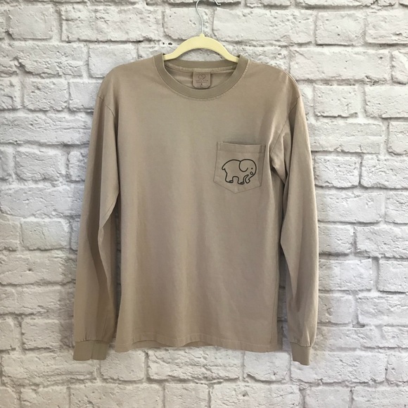 ivory ella Tops - 3/$25 Ivory Ellla Long Sleeve Tee Size Small